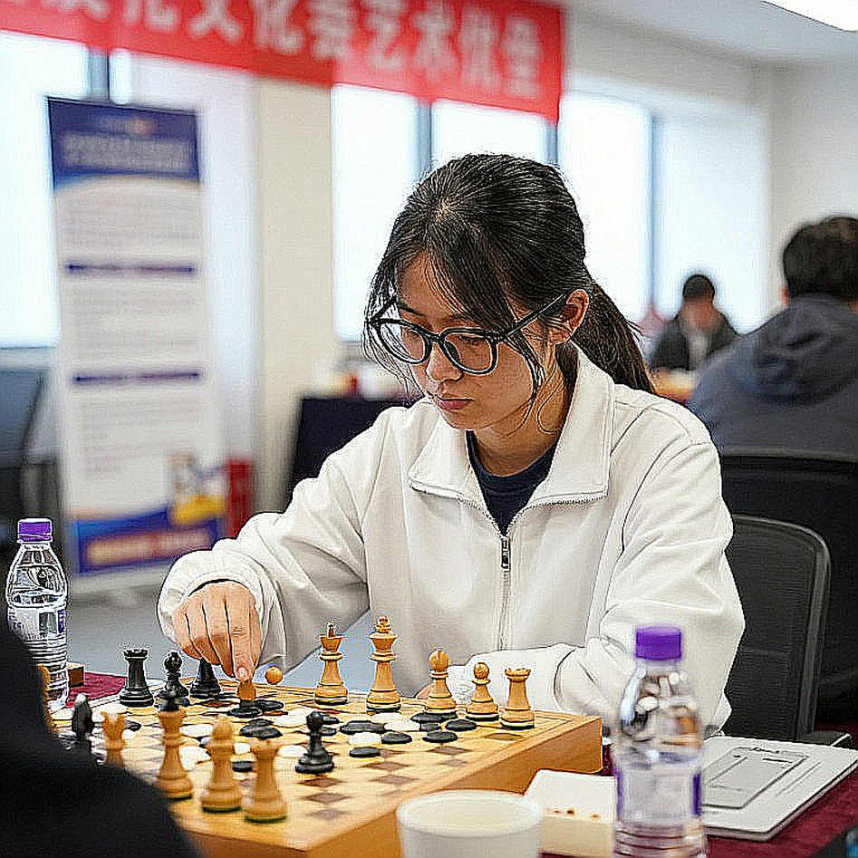 Giải Cờ Vua Toàn Cầu 2026: Carlsen Tái Xuất, Ấn Độ Thống Trị, Nhưng Lịch Thi Đấu Là Cơn Ác Mộng