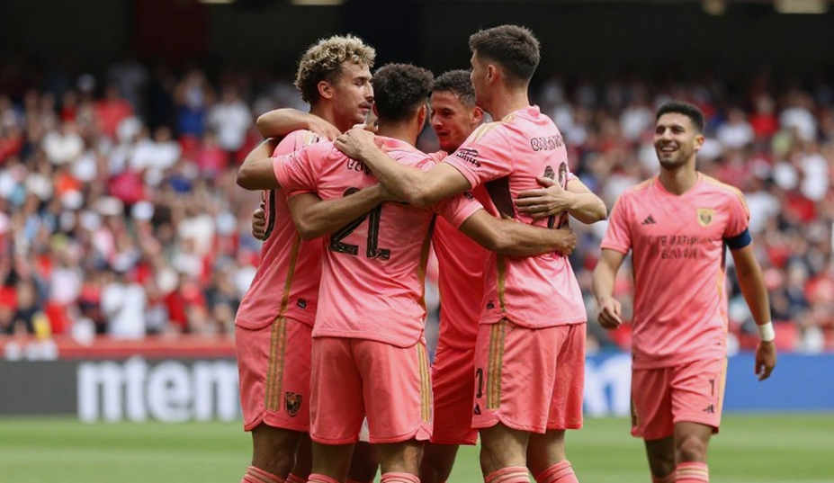 Sổ cái trống của V.League: Việt Nam xuất khẩu cầu thủ nhưng không định giá được họ Sổ cái trống của V.League: Việt Nam xuất khẩu cầu thủ nhưng không định giá được họ