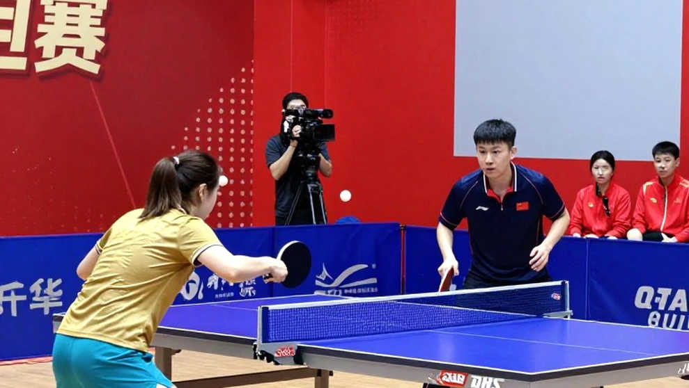 Nước Anh xóa "miễn trừ giám sát" với người làm việc cùng trẻ em: khoảng trống nào còn lại ở bóng bàn Việt Nam Nước Anh xóa "miễn trừ giám sát" với người làm việc cùng trẻ em: khoảng trống nào còn lại ở bóng bàn Việt Nam