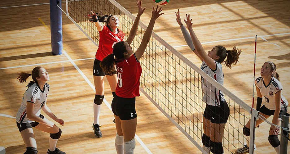 Giải mã luật bóng chuyền hiện đại: Hệ thống Rally Point, cấu trúc set đấu và set 5 quyết định 15 điểm Giải mã luật bóng chuyền hiện đại: Hệ thống Rally Point, cấu trúc set đấu và set 5 quyết định 15 điểm