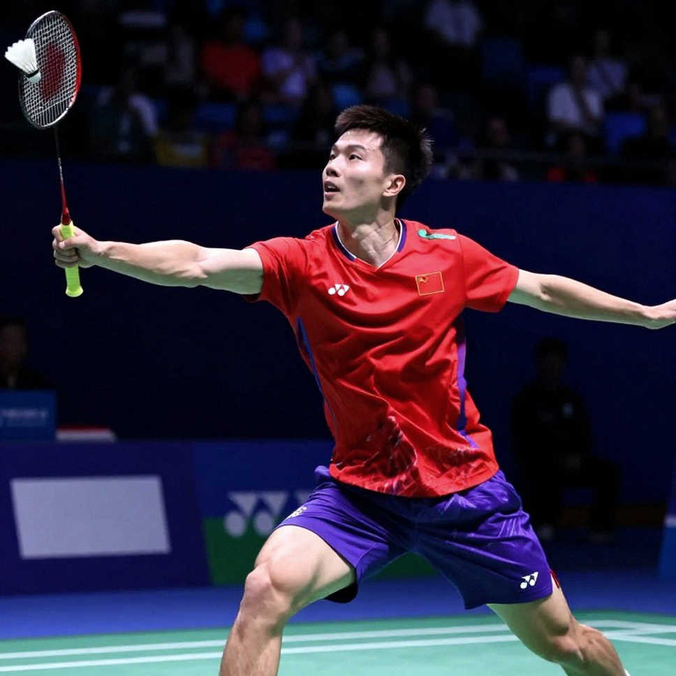 Kunlavut Vitidsarn hoàn tất cú ăn ba lịch sử: Vô địch Asiad 2026, trở lại ngôi số 1 thế giới