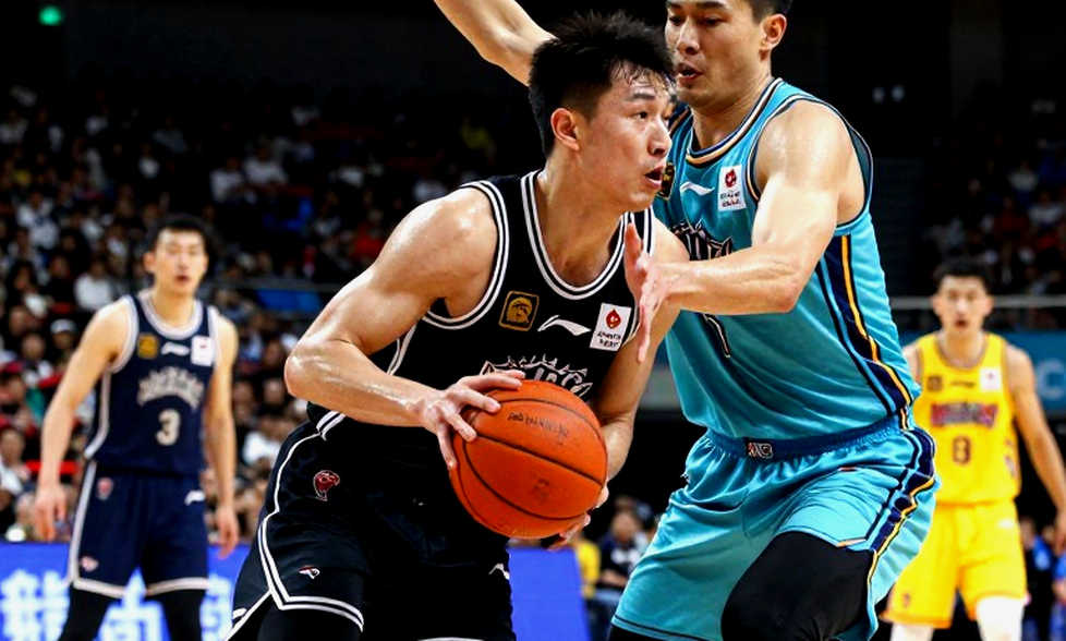 Panathinaikos mất Rogkavopoulos vì chấn thương đùi trong giao hữu