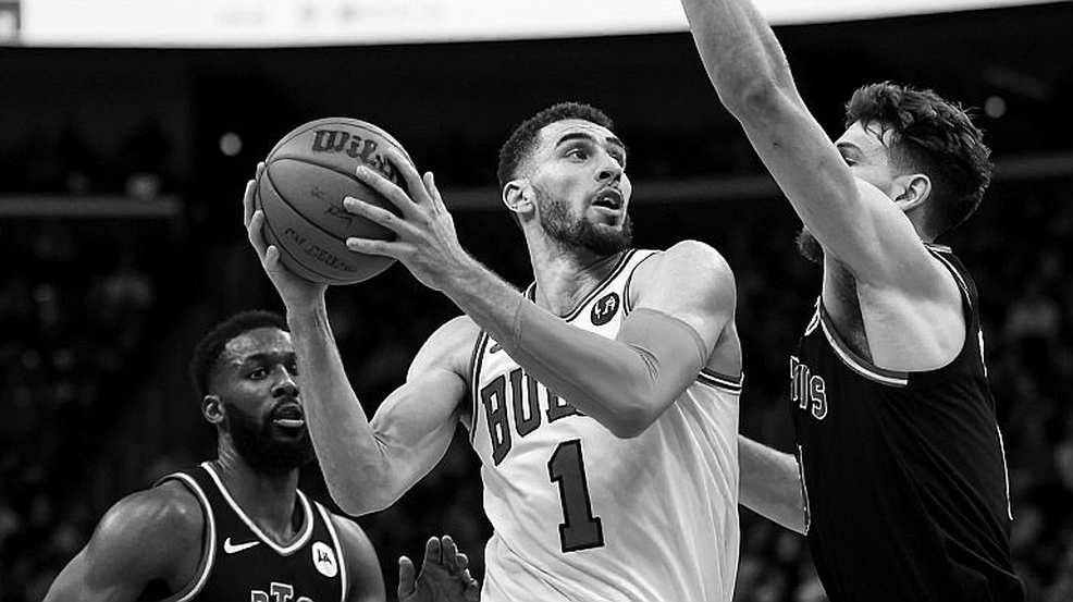 Bóng ma ở góc trái: Kevin Love và thứ không bao giờ xuất hiện trên bảng điểm Bóng ma ở góc trái: Kevin Love và thứ không bao giờ xuất hiện trên bảng điểm