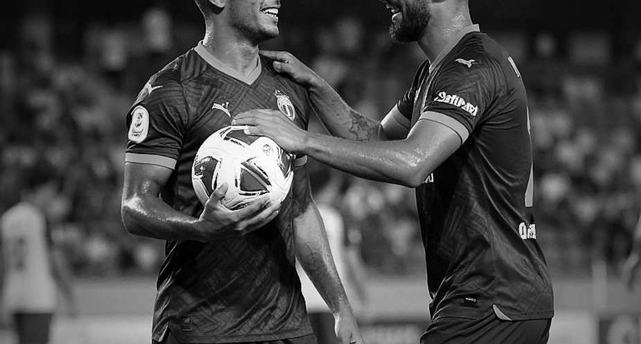 Bản báo cáo tuyển trạch trống và tiếng ồn kỳ chuyển nhượng V.League