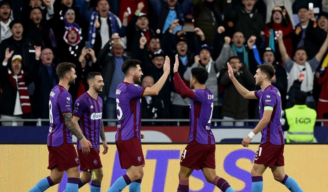 Ronaldo và suất đá chính bị thu hồi: Phán quyết không có VAR để xem lại