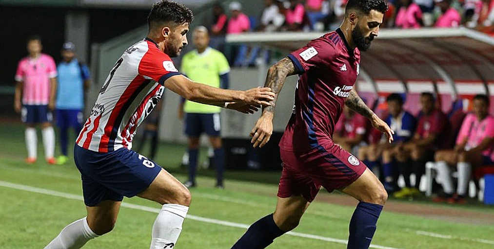 Flick chốt 23 cái tên ở Camp Nou: Bộ ba tấn công đủ người, nhưng trận đấu nằm ở cặp Pedri – Rodri