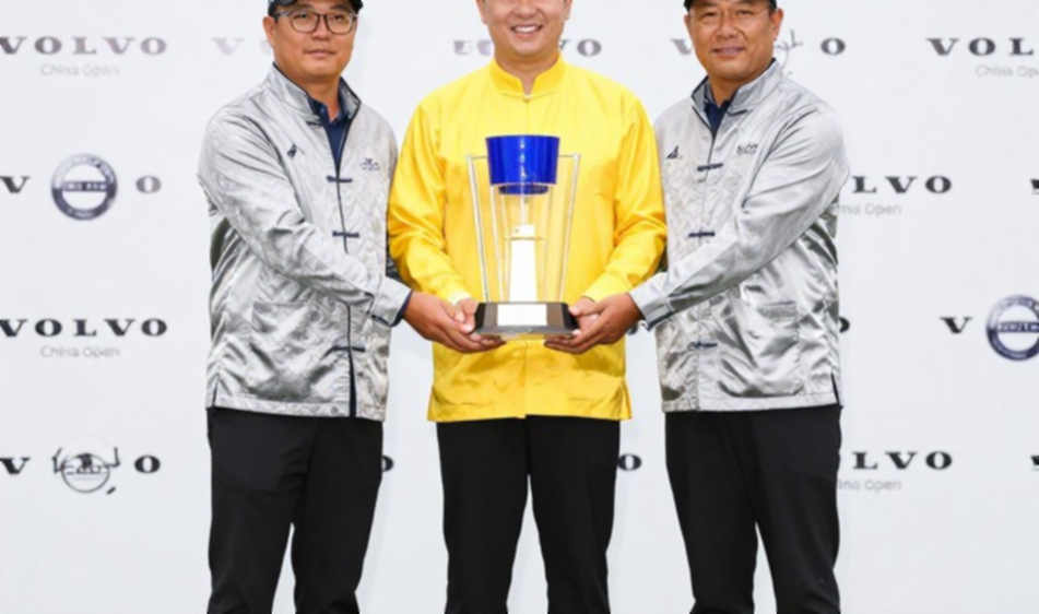 Todd Clements và bài toán vòng 1: Khi 64 gậy chưa nói lên điều gì tại Omega European Masters