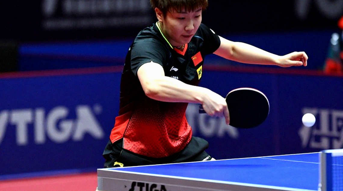 VBCL Trở Lại: Nhà Vô Địch Làm Mồi Và Kiến Trúc Ngầm Của Giải Câu Lạc Bộ Lão Tướng Anh Quốc